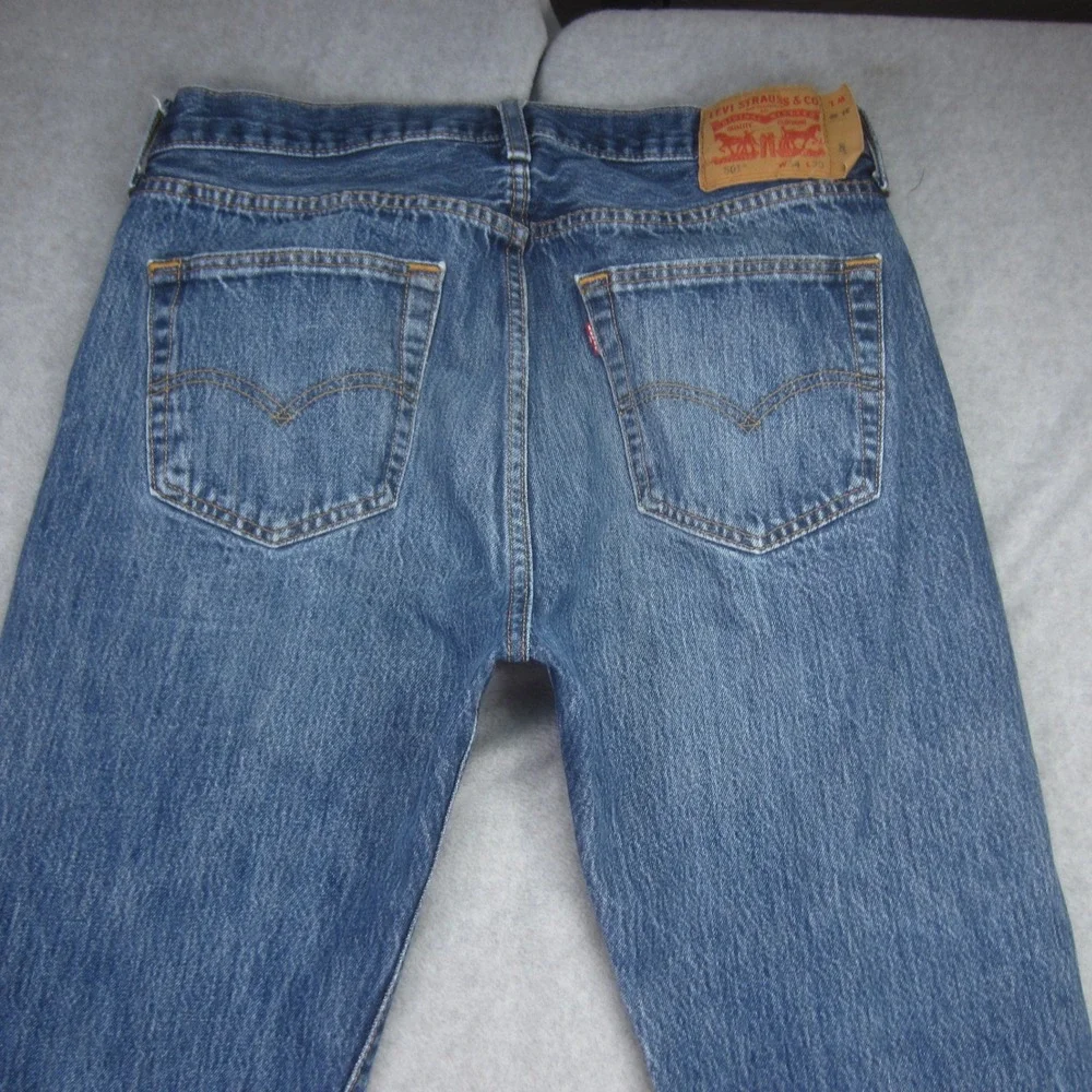 Levi 501 Jeans‎ Mens 34X30 Blue Button Fly Medium Wash Denim Straight Leg Retro